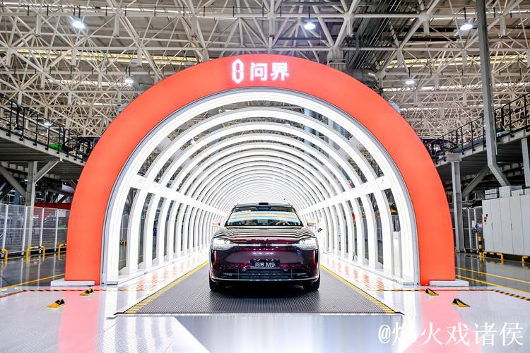 携手冠军:探索“赛事+”融合传播的创新突破 携手冠军:探索“赛事+”融合传播的创新突破